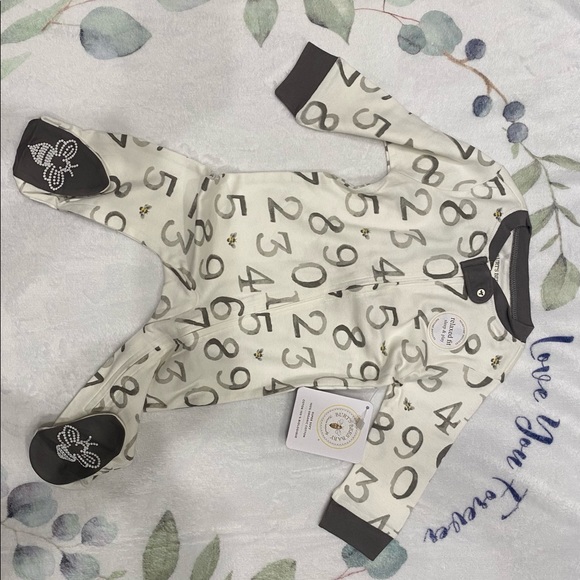 Burts bees pajamas 6/9 months - Picture 2 of 4